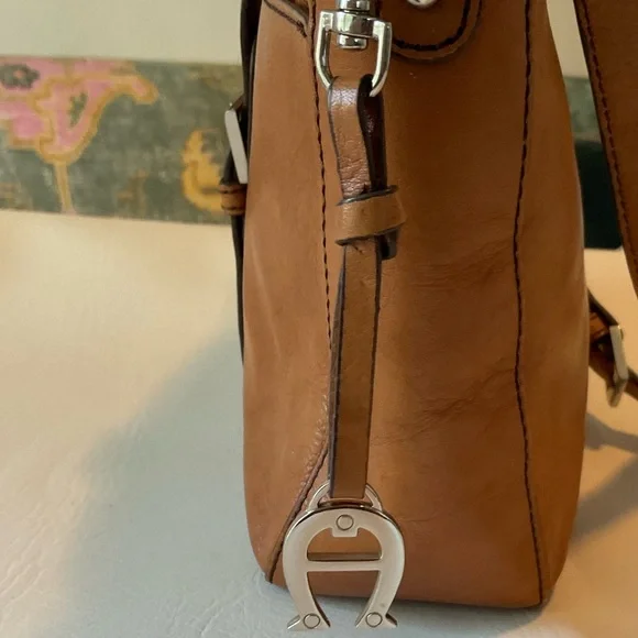 Etienne Aigner Crossbody Bag - Picture 10 of 15